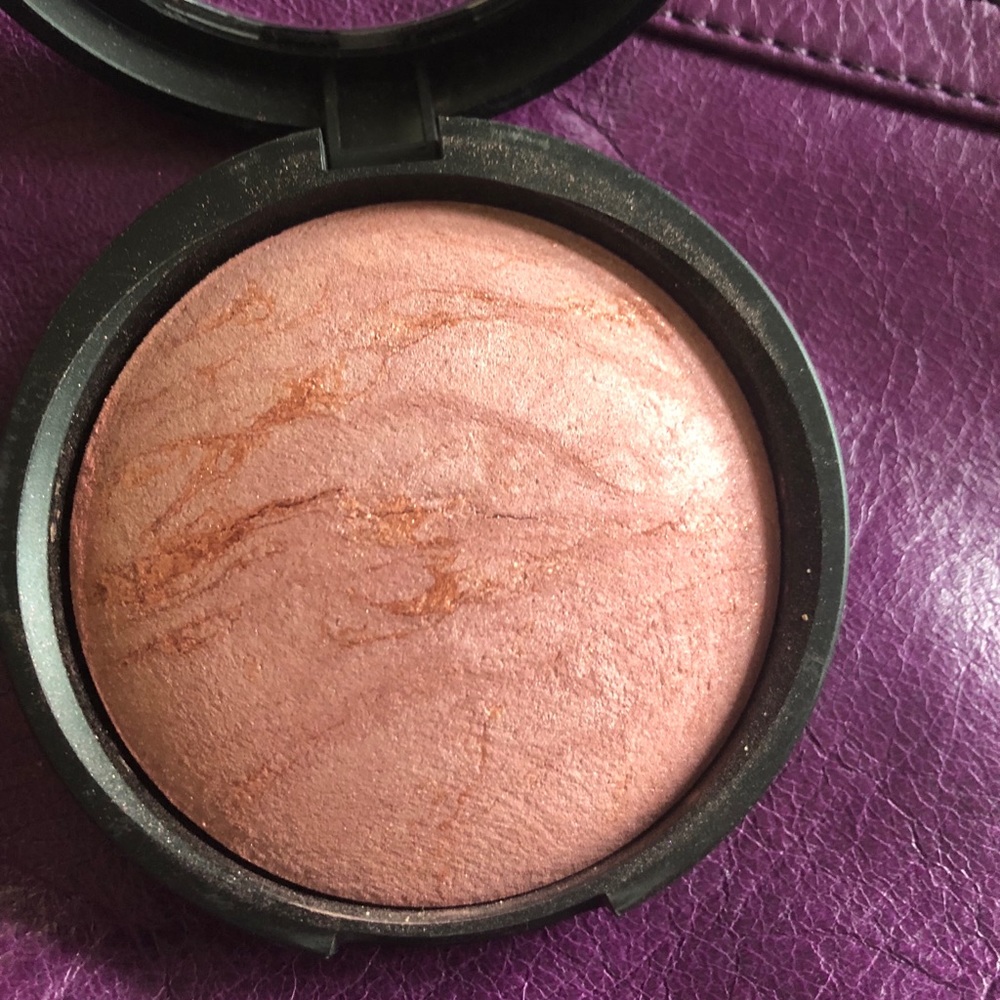 Laura Geller Blush N Brighten Roseberry